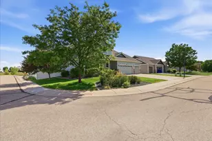4391 Halleck Ln, Wellington, CO 80549 - Photo 4