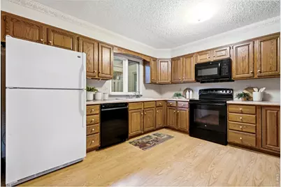 1130 Fairway Club Cir #2, Estes Park, CO 80517 - Photo 16