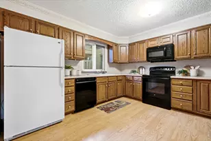 1130 Fairway Club Cir, Estes Park, CO 80517 - Photo 16
