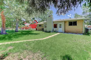 1089 S Coffman St, Longmont, CO 80501 - Photo 32