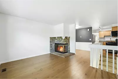 1885 S Quebec Way #C15, Denver, CO 80231 - Photo 4