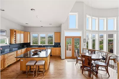814 Mountain View Dr, Lyons, CO 80540 - Photo 4