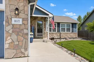 317 Boulder Ln, Johnstown, CO 80534 - Photo 4