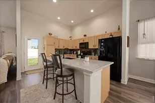 2584 Grizzly Pl, Johnstown, CO 80534 - Photo 4