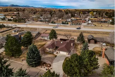2806 Lake Park Way, Longmont, CO 80503 - Photo 2