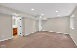 510 N Parkside Dr, Longmont, CO 80501 - Photo 24