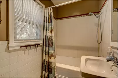 930 Highacres Dr, Estes Park, CO 80517 - Photo 16