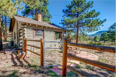 930 Highacres Dr, Estes Park, CO 80517 - Photo 1