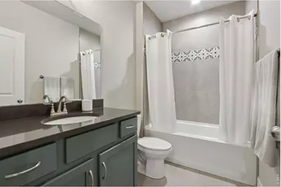 176 High Point Dr, Longmont, CO 80504 - Photo 16