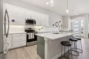 176 High Point Dr, Longmont, CO 80504 - Photo 2