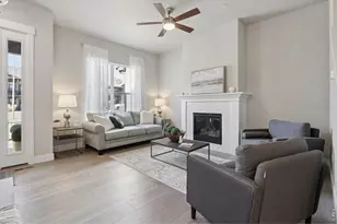 176 High Point Dr, Longmont, CO 80504 - Photo 6