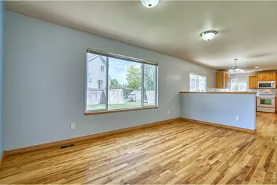 3374 Wild West Ln, Wellington, CO 80549 - Photo 8