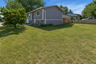 300 S Harriet Ave, Milliken, CO 80543 - Photo 32