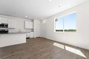 3921 Green Ct, Evans, CO 80620 - Photo 4