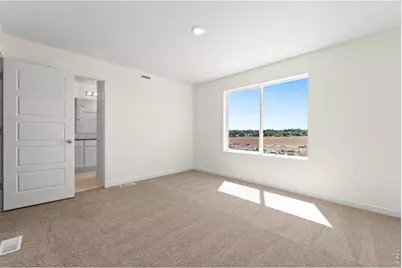 3921 Green Ct, Evans, CO 80620 - Photo 10