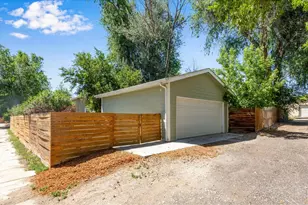 204 N Jefferson Ave, Loveland, CO 80537 - Photo 6