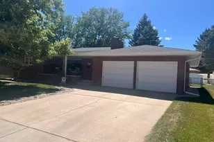 1813 N Del Norte Ave, Loveland, CO 80538 - Photo 2