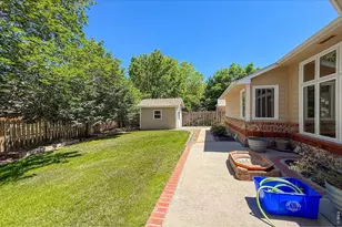 2010 Emerald Dr, Longmont, CO 80504 - Photo 48