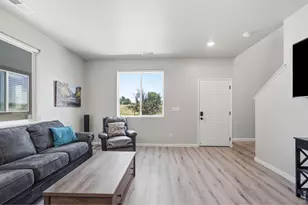 2391 Harlequin Pl, Johnstown, CO 80534 - Photo 8