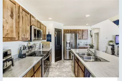 1802 104th Ave, Greeley, CO 80634 - Photo 10