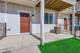 2844 Bear Spgs Cir, Longmont, CO 80503 - Photo 4