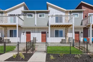 2844 Bear Spgs Cir, Longmont, CO 80503 - Photo 1