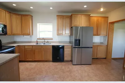 209 W Hall St, Fleming, CO 80728 - Photo 10