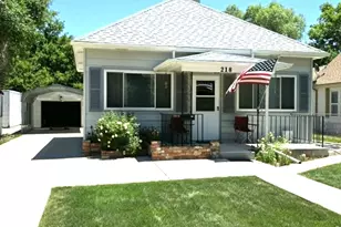 218 Maple St, Fort Morgan, CO 80701 - Photo 2