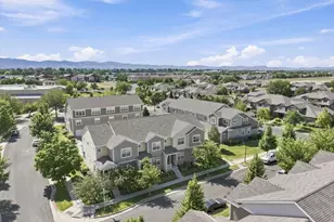 2715 Rockford Dr, Fort Collins, CO 80525 - Photo 4