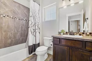 2715 Rockford Dr, Fort Collins, CO 80525 - Photo 28