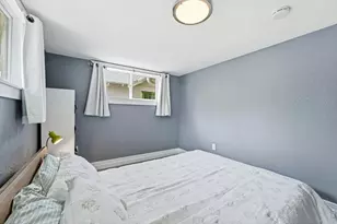 1866 S Lincoln St, Denver, CO 80210 - Photo 18