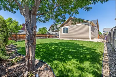 1735 Trevor Ct, Longmont, CO 80501 - Photo 4