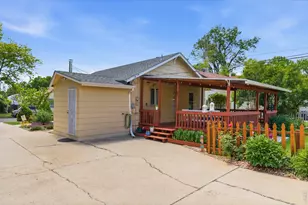 557 E 9th St, Loveland, CO 80537 - Photo 36