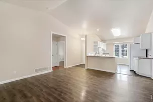 526 Dunraven Dr, Fort Collins, CO 80525 - Photo 6