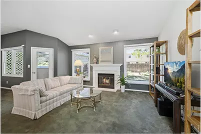 2231 Creekwood Dr, Fort Collins, CO 80525 - Photo 4