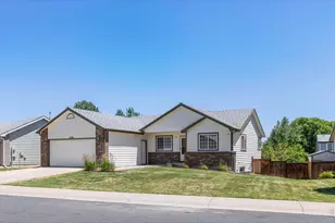 4138 Rockvale Dr, Loveland, CO 80538 - Photo 2
