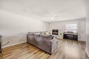 1109 8th St, Golden, CO 80401 - Photo 4