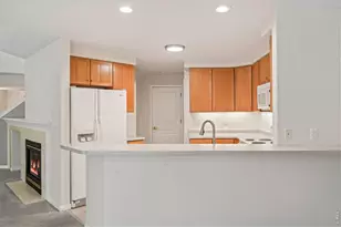 926 Hover Ridge Cir, Longmont, CO 80501 - Photo 8