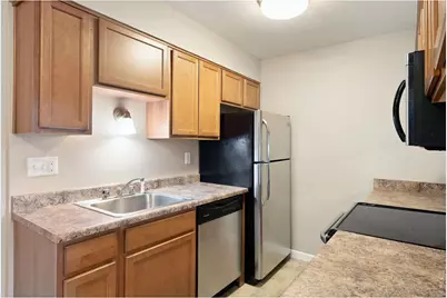 695 Manhattan Dr #5, Boulder, CO 80303 - Photo 2