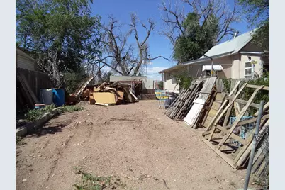 105 12th St, Greeley, CO 80631 - Photo 2