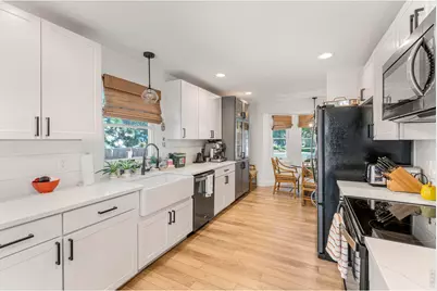 1425 Clementine Ct, Fort Collins, CO 80526 - Photo 4