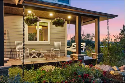 871 Bluebird Ln, Lafayette, CO 80026 - Photo 2
