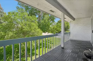 2135 Meadow Ct, Longmont, CO 80501 - Photo 30