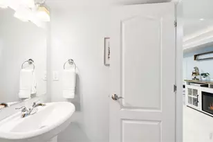 9135 E 29th Pl, Denver, CO 80238 - Photo 40