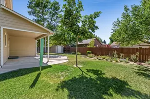 4001 Benthaven St, Fort Collins, CO 80526 - Photo 22