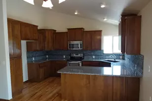 1642 Glacier Ave, Berthoud, CO 80513 - Photo 4