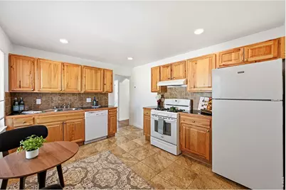 1902 Kenton St, Aurora, CO 80010 - Photo 10