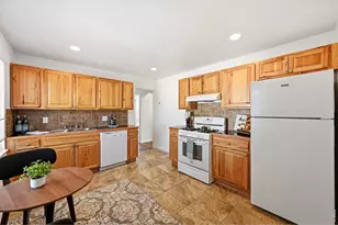 1902 Kenton St, Aurora, CO 80010 - Photo 10