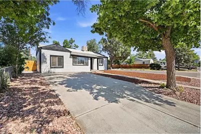 1902 Kenton St, Aurora, CO 80010 - Photo 2