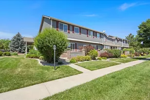 408 Strasburg Dr, Fort Collins, CO 80525 - Photo 2